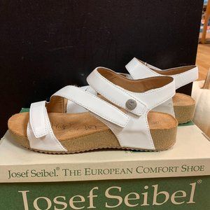Josef Seibel Tonga 25 White